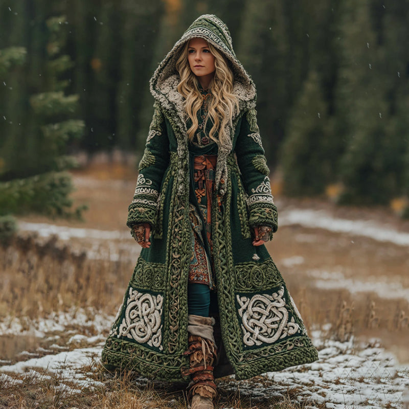 Wunderschön gefertigte Strickjacke