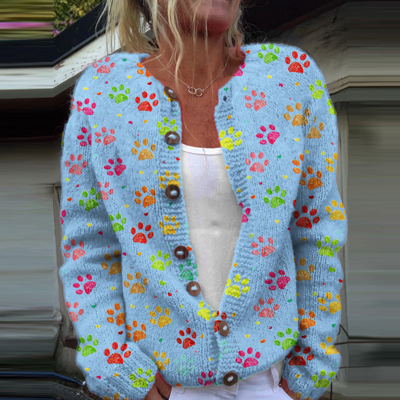 Klassisch gestaltete Strickjacke