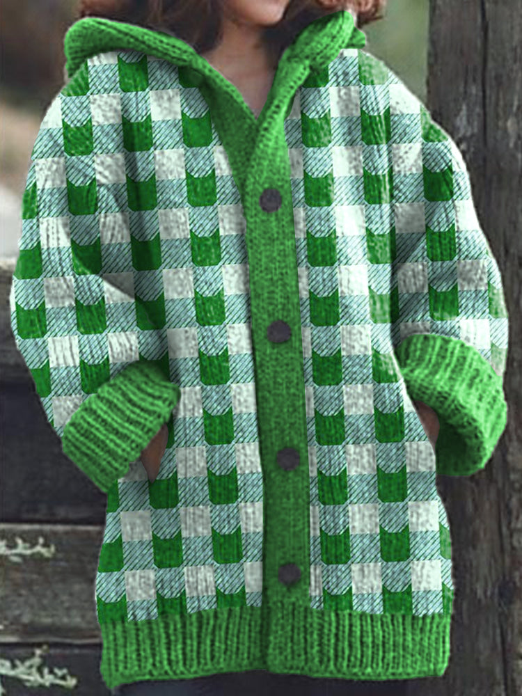 Klassisch gestaltete Strickjacke