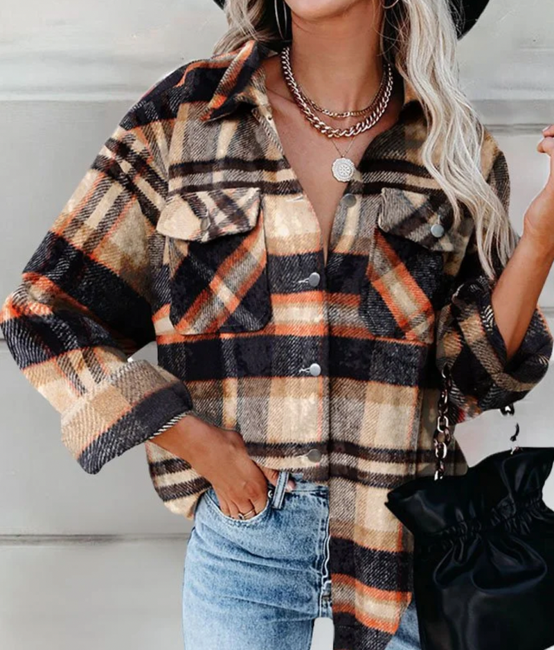 Klassisch gestaltete Jacke