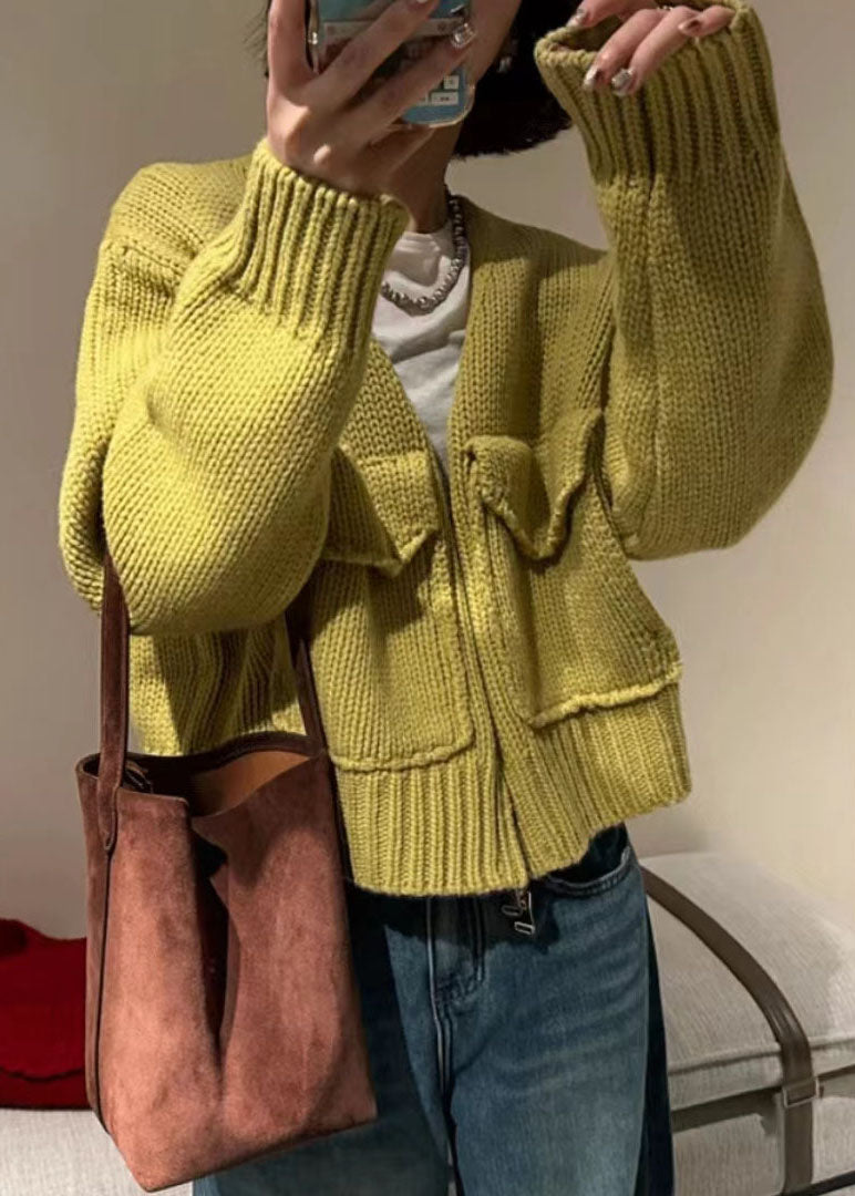 Wunderschön verarbeiteter Pullover in zeitlosem Design