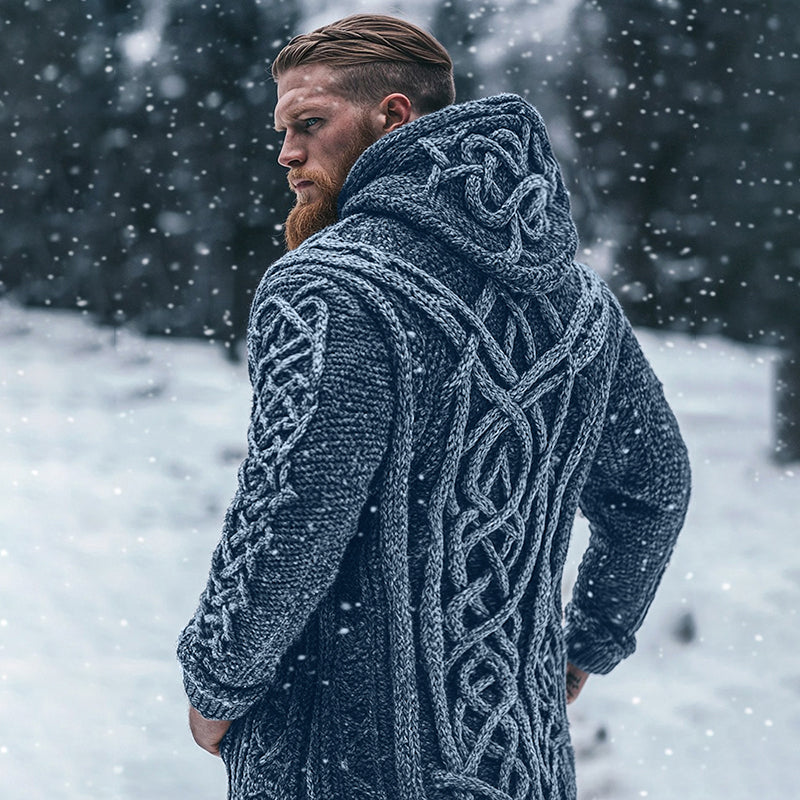 Wunderschön gefertigte Strickjacke