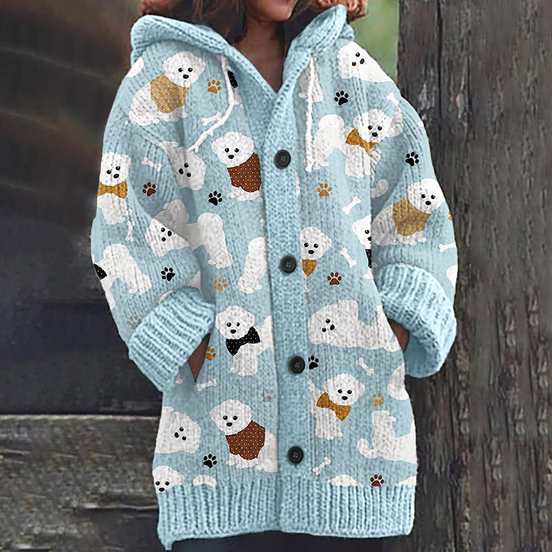 Durchdacht gestaltete Strickjacke