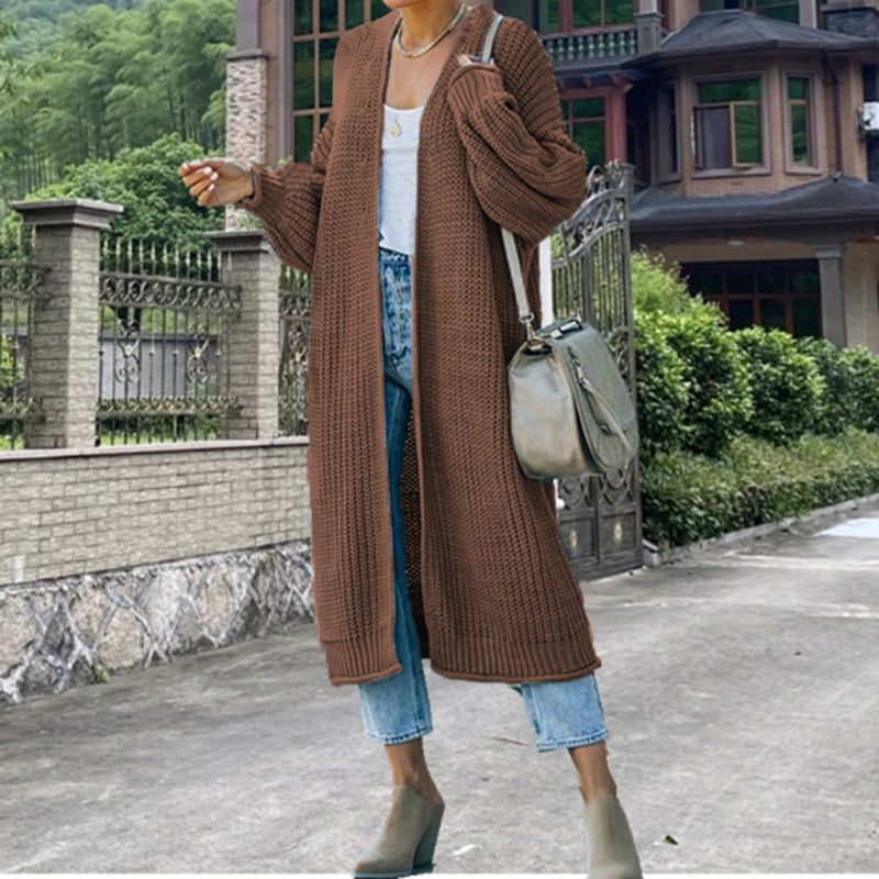 Wunderschön gefertigte Strickjacke