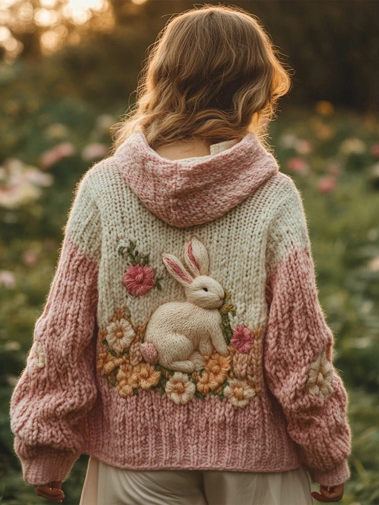 Klassisch gestaltete Strickjacke