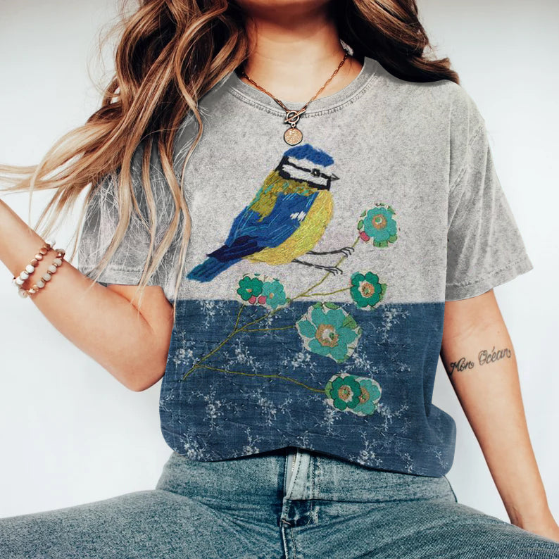 Durchdacht gestaltete T-Shirt