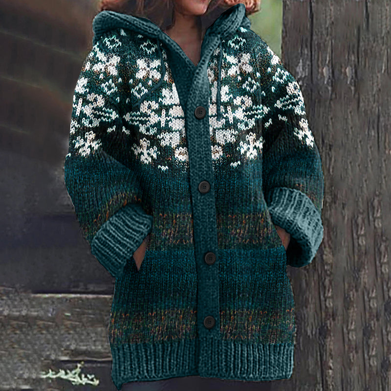 Wunderschön gefertigte Strickjacke
