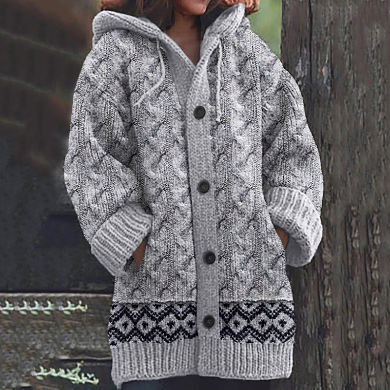 Durchdacht gestaltete Strickjacke
