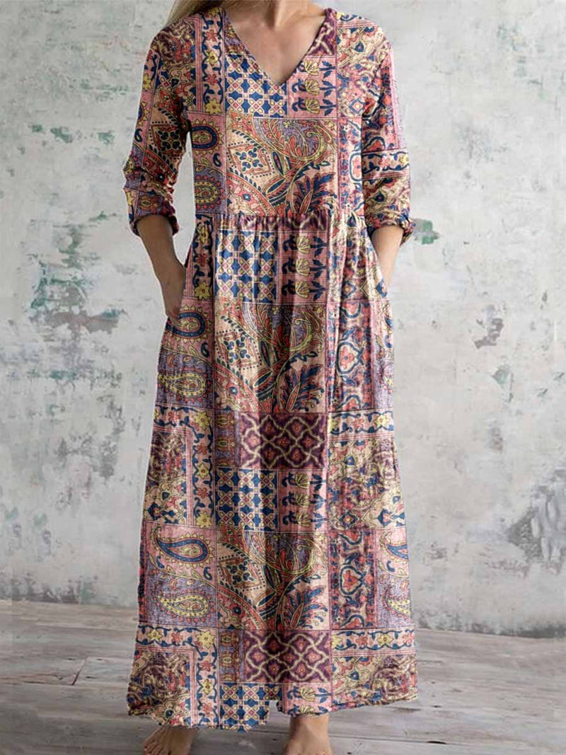 Klassisch gestaltete Kleid