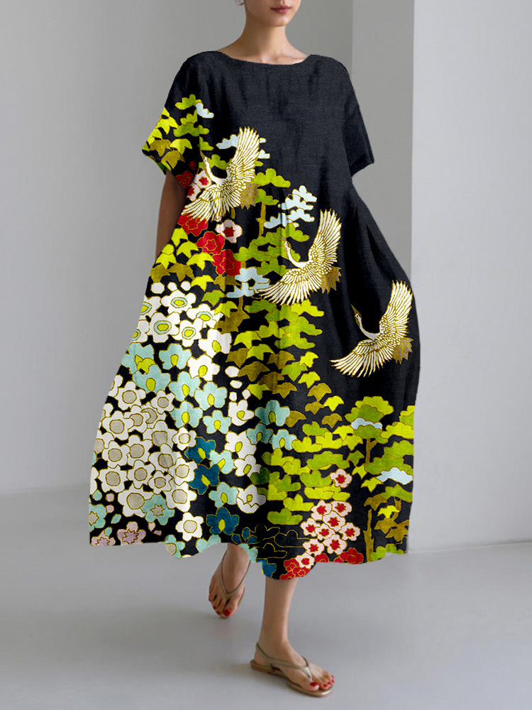 Klassisch gestaltete Kleid