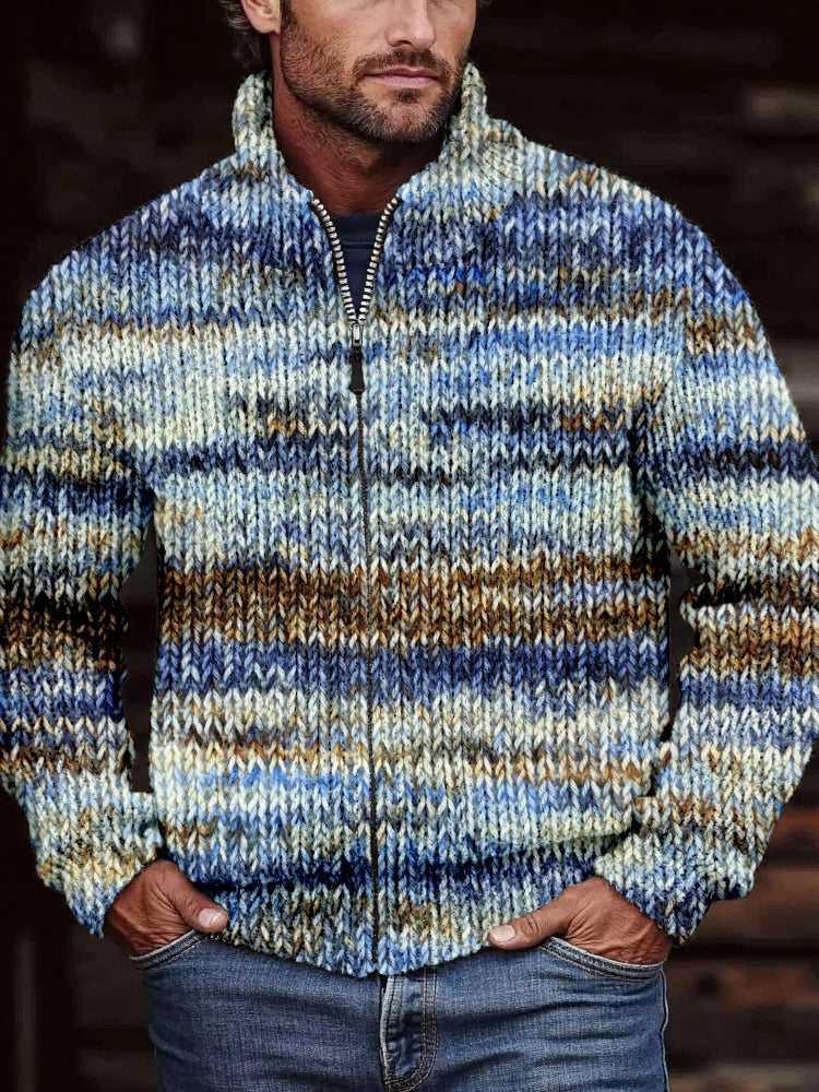 Klassisch gestaltete Strickjacke