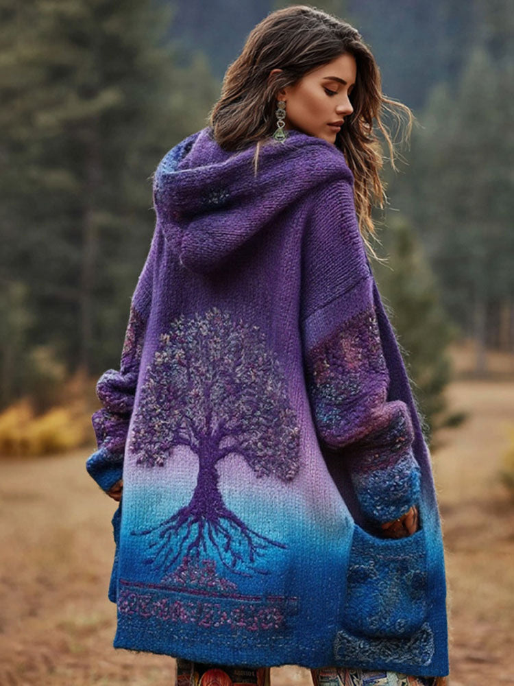 Klassisch gestaltete Strickjacke
