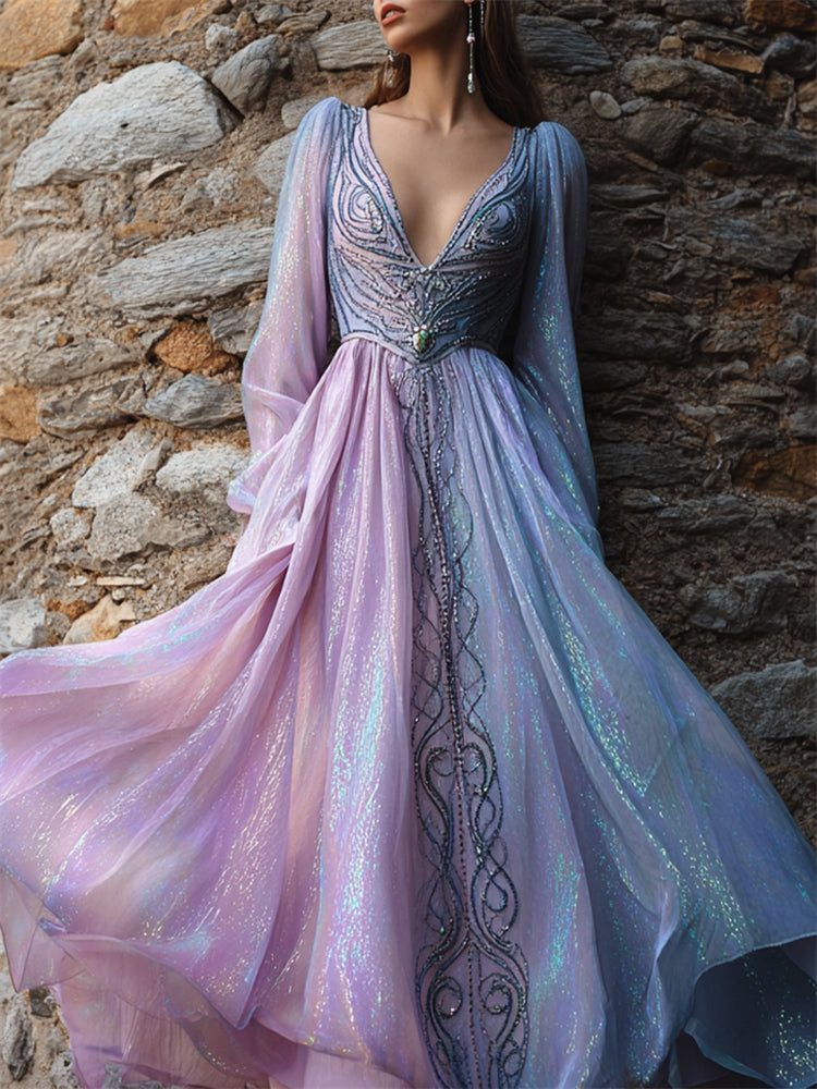 Klassisch gestaltete Kleid