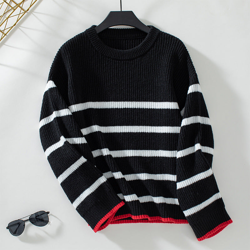 Klassisch gestaltete Pullover