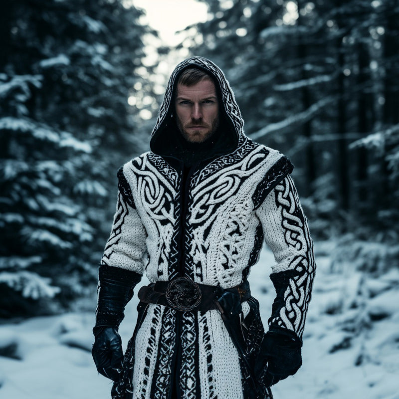 Durchdacht gestaltete Strickjacke