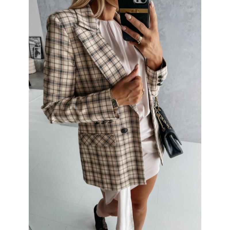 Anmutig gestaltete Jacke