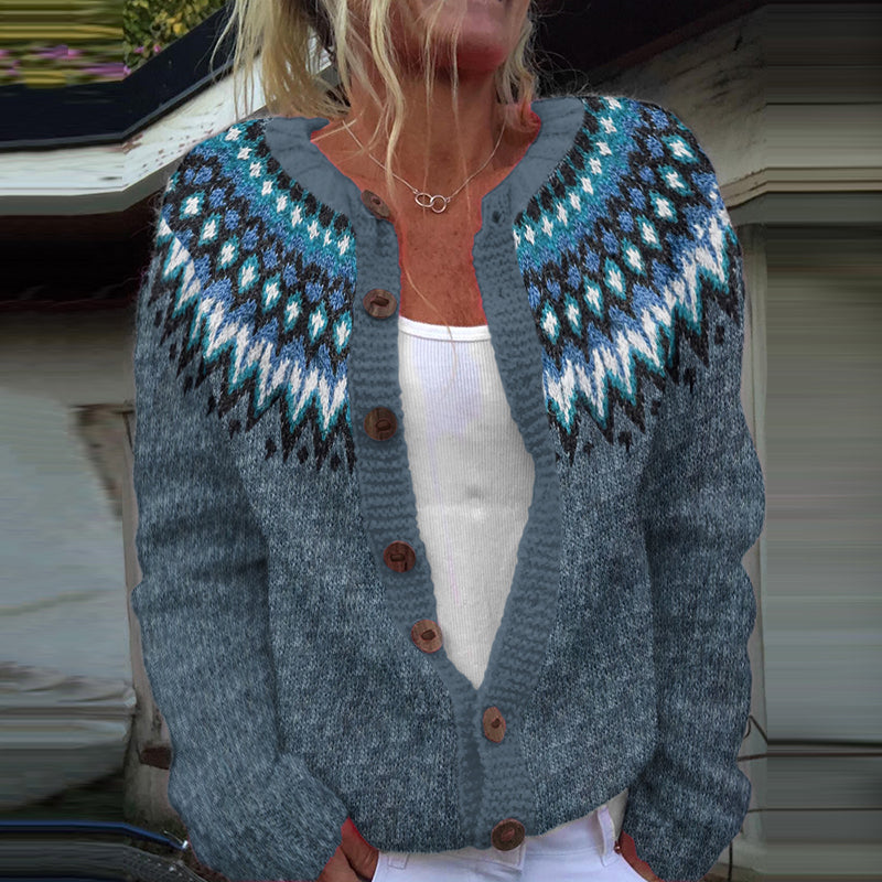 Elegant gestaltete Strickjacke