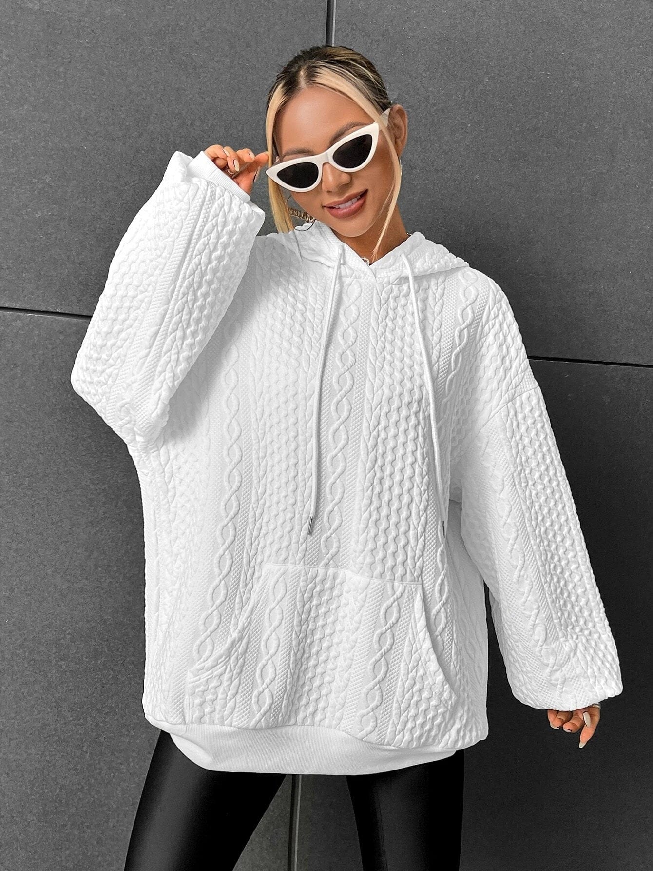 MW | Stylischer bequemer Hoodie