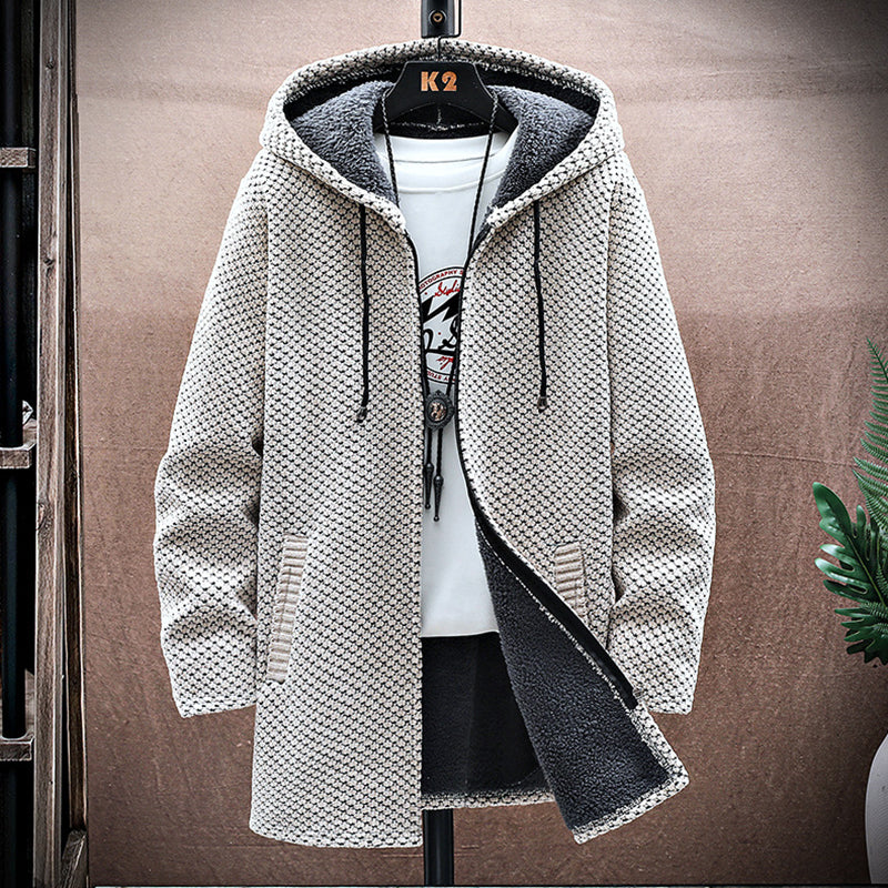 Klassisch designte Strickjacke