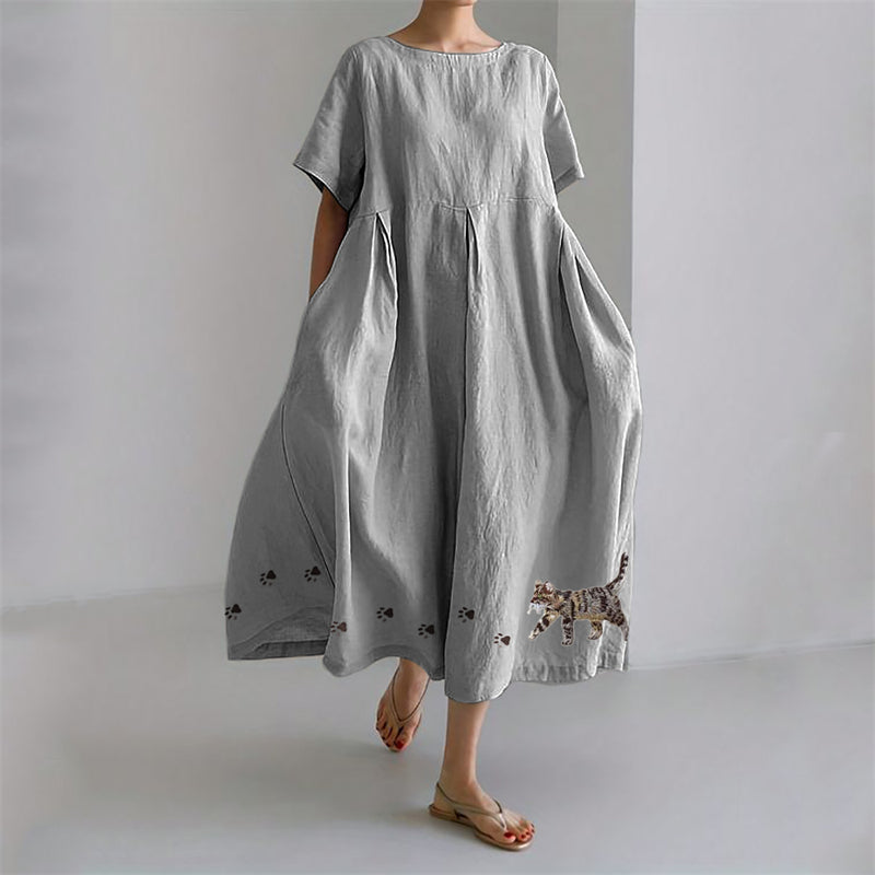 Klassisch gestaltete Kleid