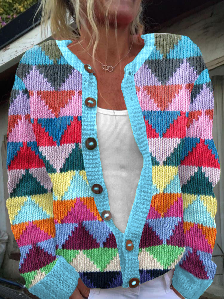Wunderschön gefertigte Strickjacke