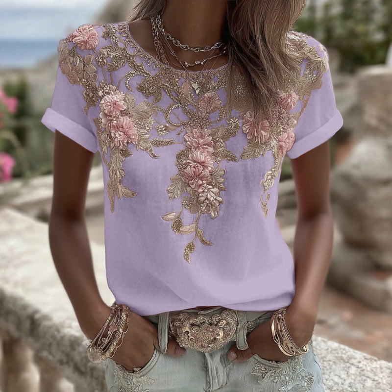 Anmutig gestaltete T-Shirt