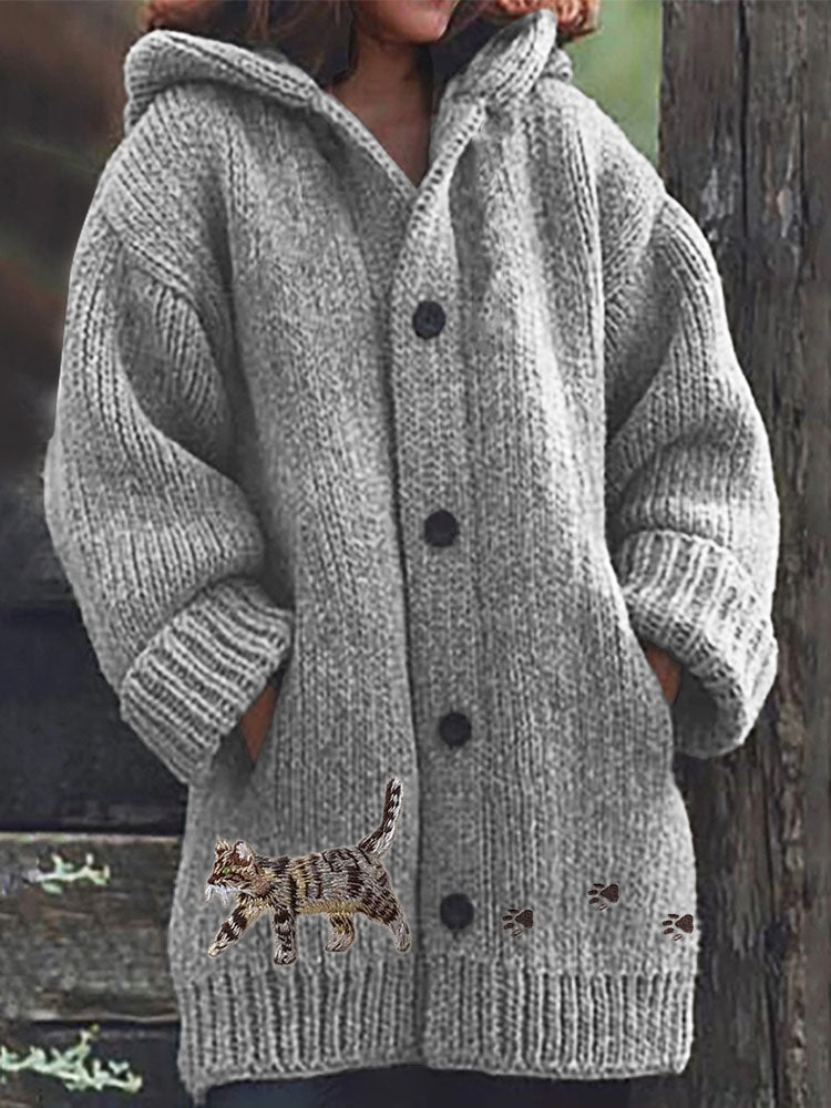Klassisch gestaltete Strickjacke