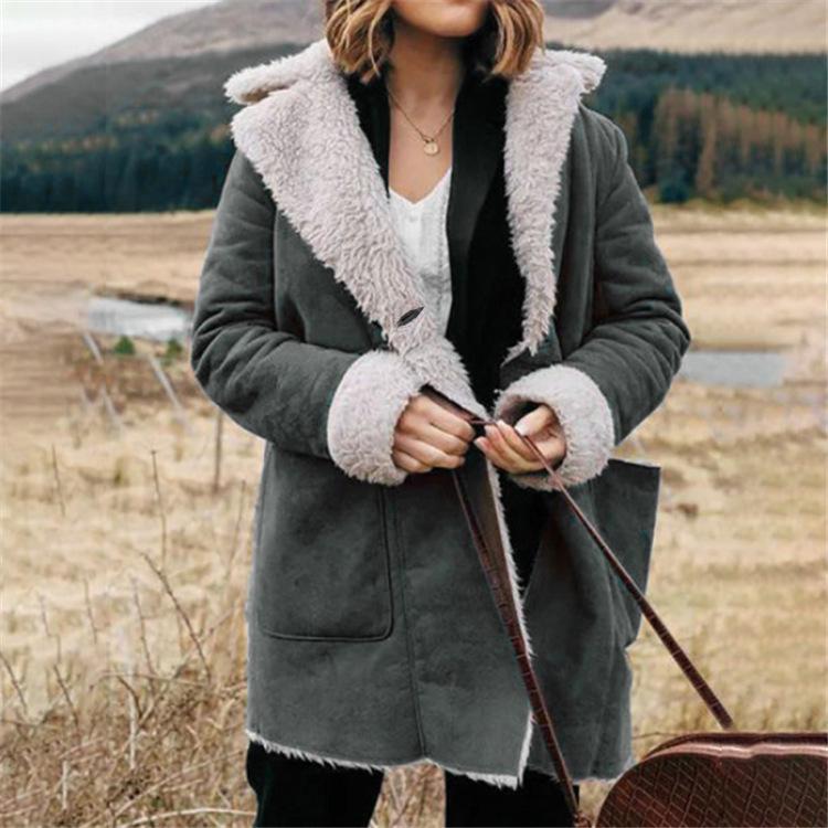 Anmutig gestaltete Jacke