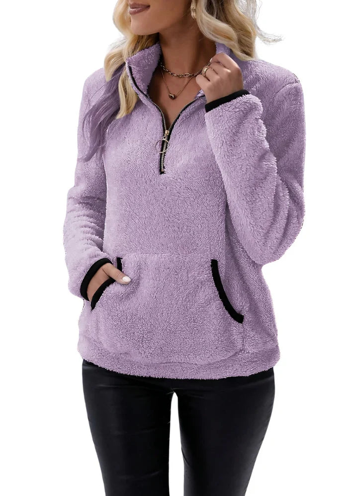 Klassisch gestaltete Pullover