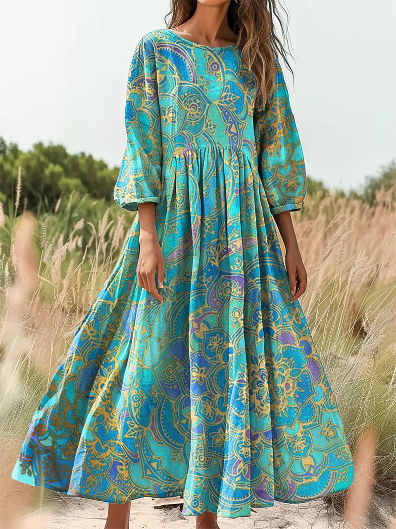 Klassisch gestaltete Kleid