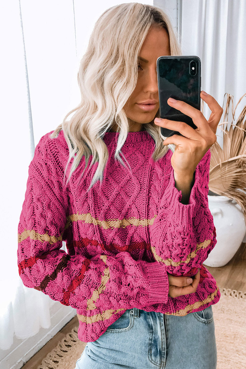 Anmutig gestaltete Pullover