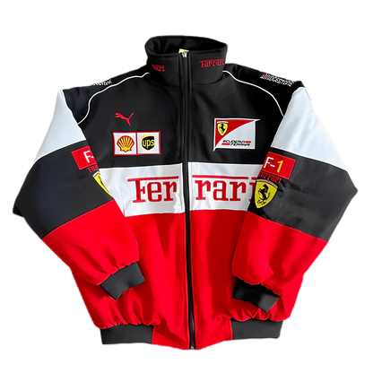 Klassisch gestaltete Jacke