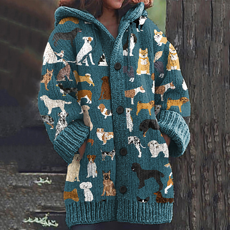 Klassisch gestaltete Strickjacke