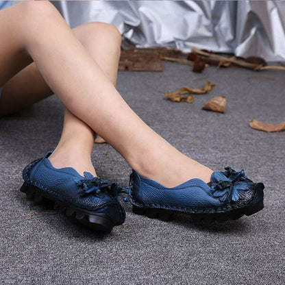 MW | Glamouröse Freizeitschuhe mit Blumendetail