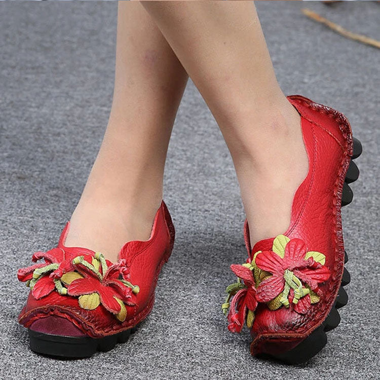 MW | Glamouröse Freizeitschuhe mit Blumendetail