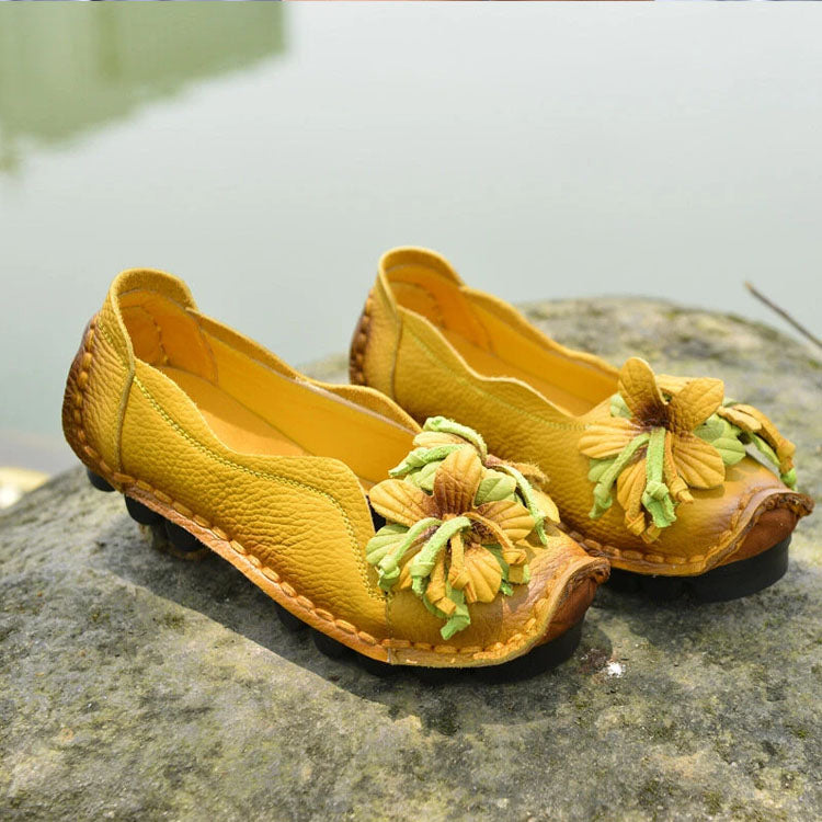 MW | Glamouröse Freizeitschuhe mit Blumendetail