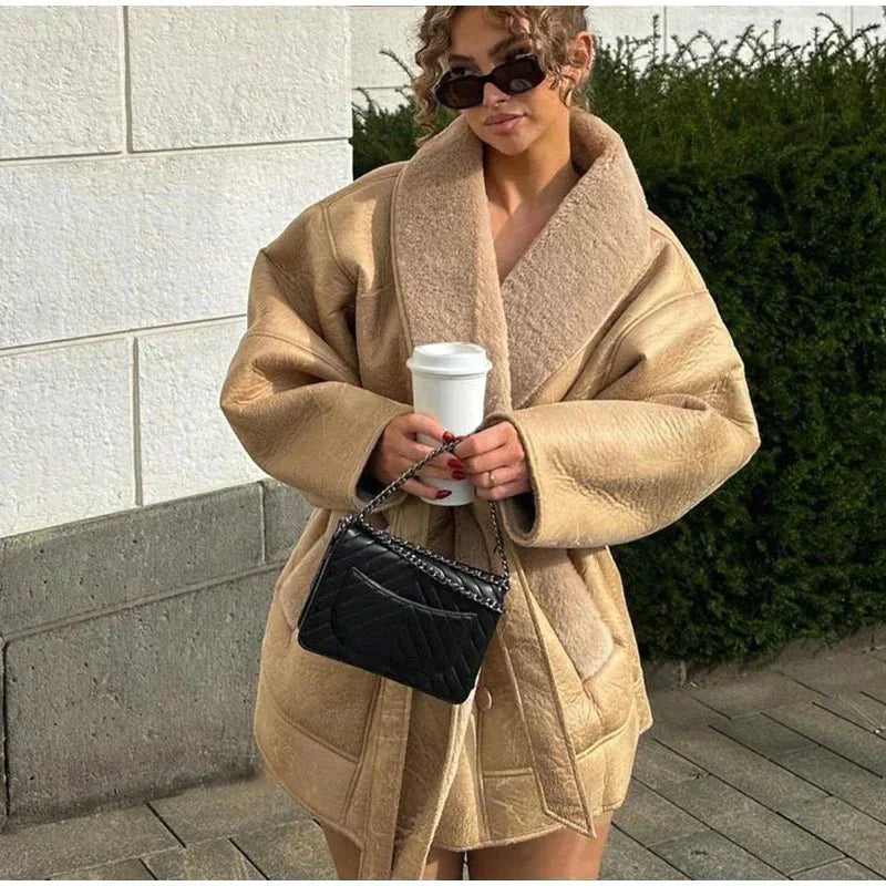 Durchdacht gestaltete Jacke