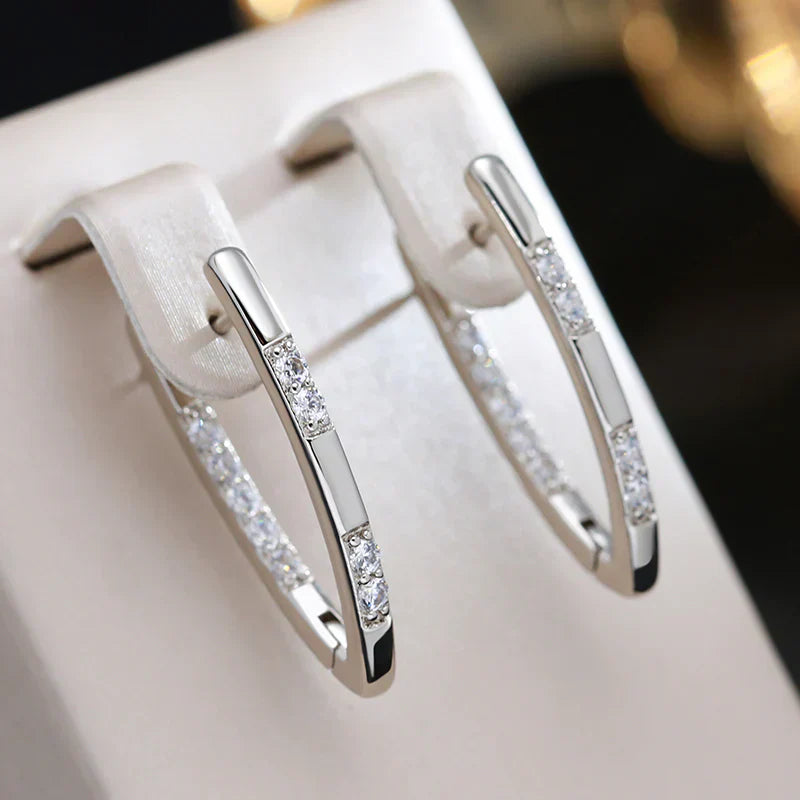 Klassische Gold Ohrring mit zeitloser Eleganz