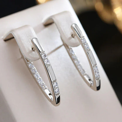 Klassische Gold Ohrring mit zeitloser Eleganz