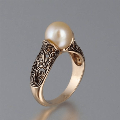 Zarte handwerkliche Gold Ring