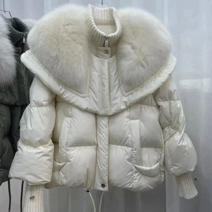 Wunderschön gefertigte Jacke