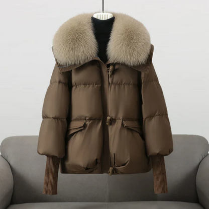 Klassisch gestaltete Jacke