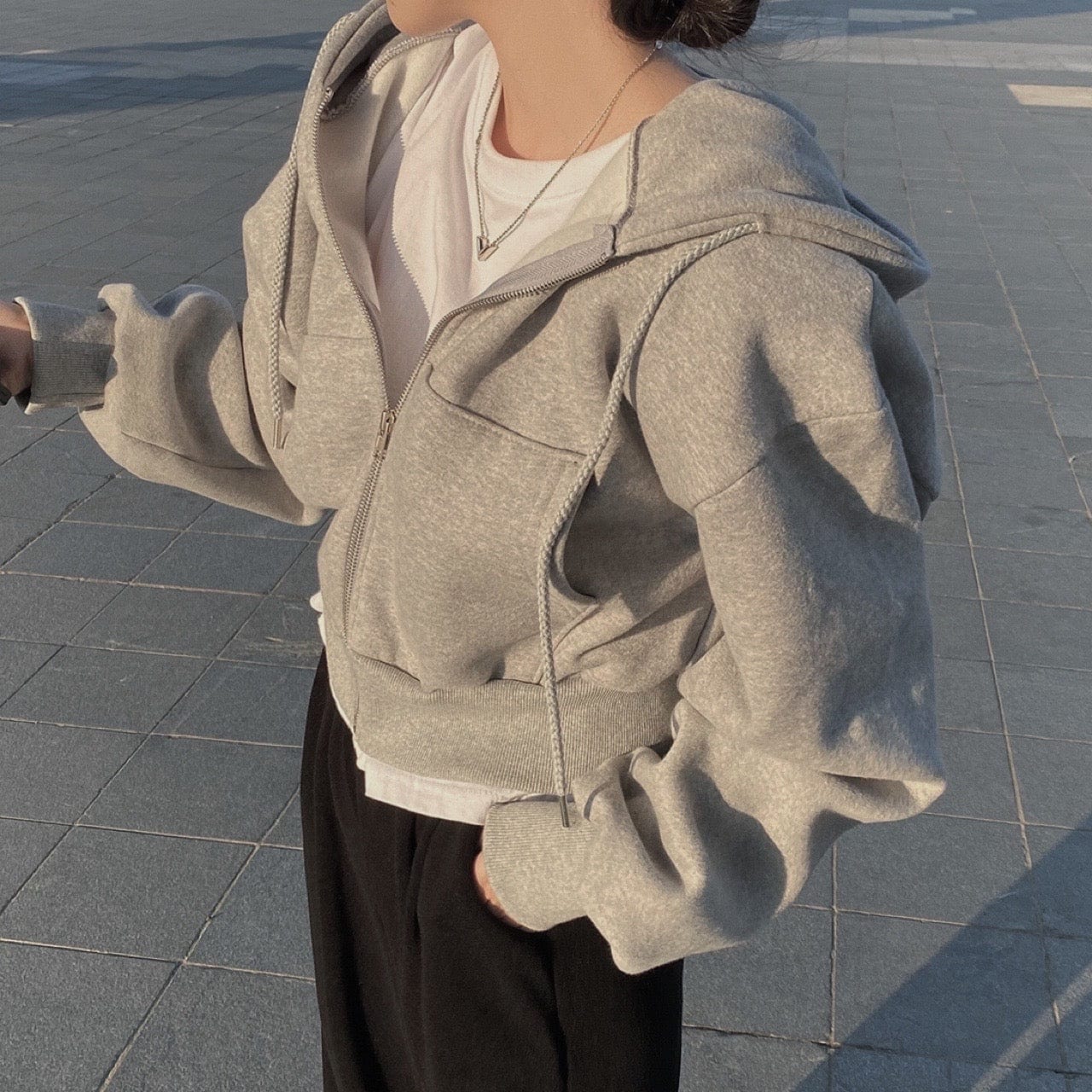 MW | Lässiger Pullover mit langen Ärmeln und Kordelzug