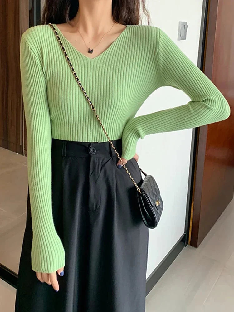MW | Basic Strick-V-Ausschnitt-Pullover