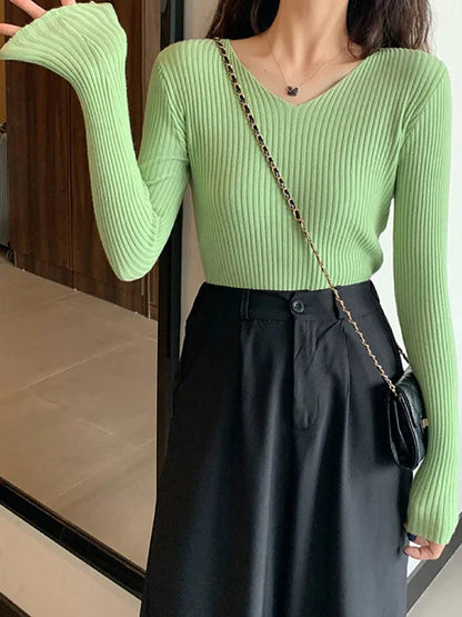 MW | Basic Strick-V-Ausschnitt-Pullover