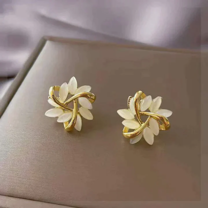 Klassische Gold Ohrring mit zeitloser Eleganz