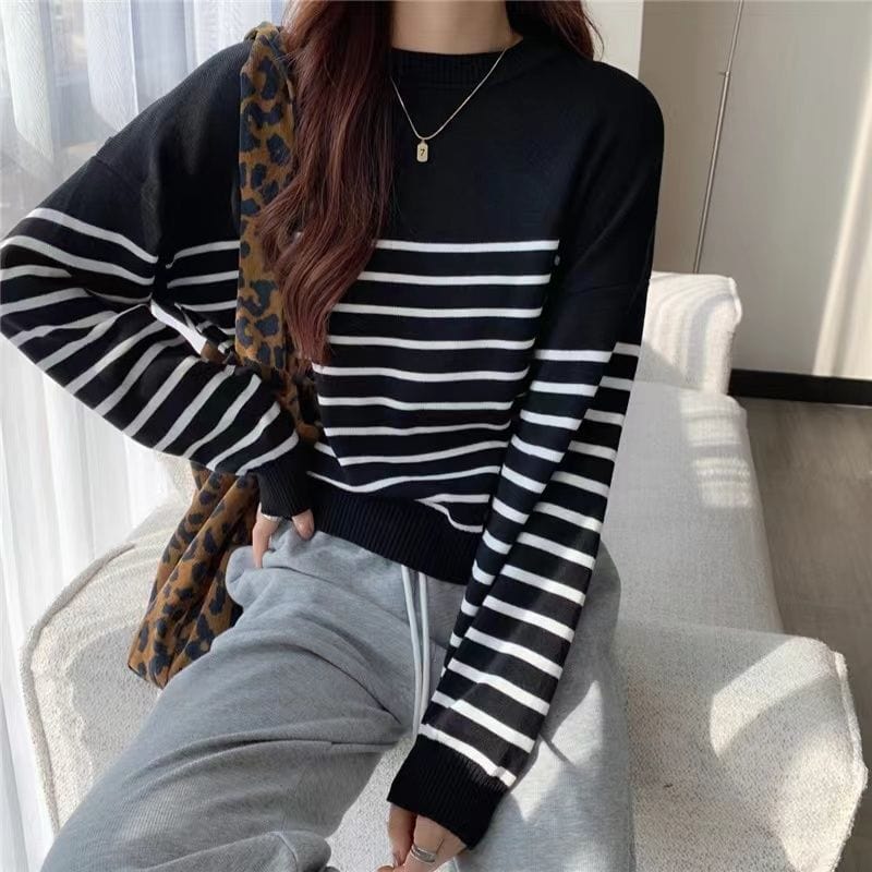 MW | Solider Rundhals-Pullover