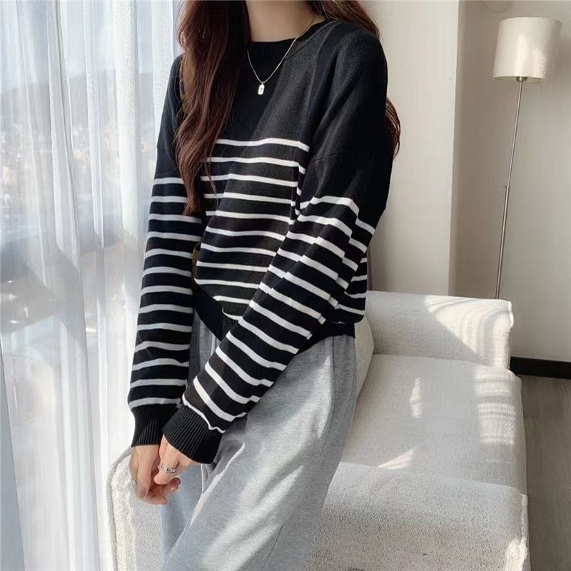 MW | Solider Rundhals-Pullover