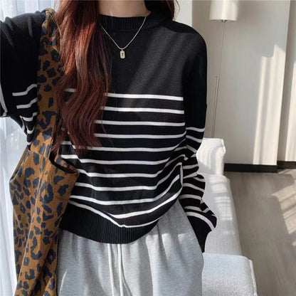 MW | Solider Rundhals-Pullover