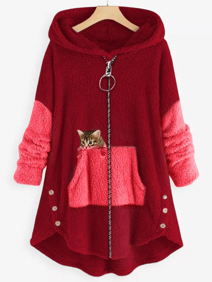 Fleece-Kapuzenmantel mit Colorblock-Paneelen und bestickter Kätzchen-Tasche